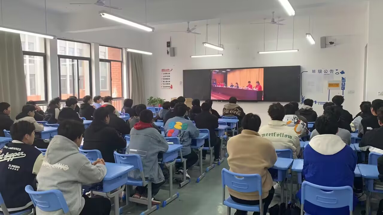 汽車(chē)系1.jpg 汽車(chē)系1.jpg