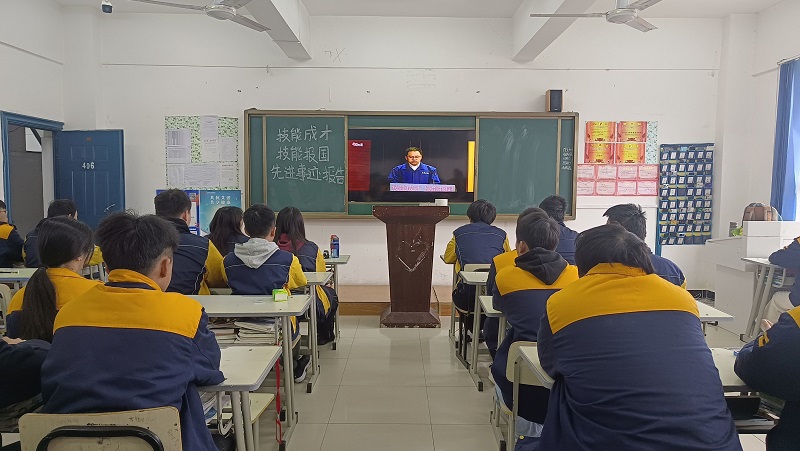 城管系2.png 城管系2.png