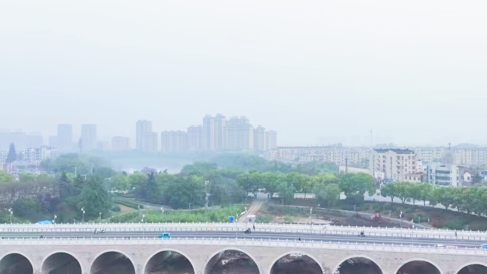 1681467221101925.jpg 橋洞.jpg