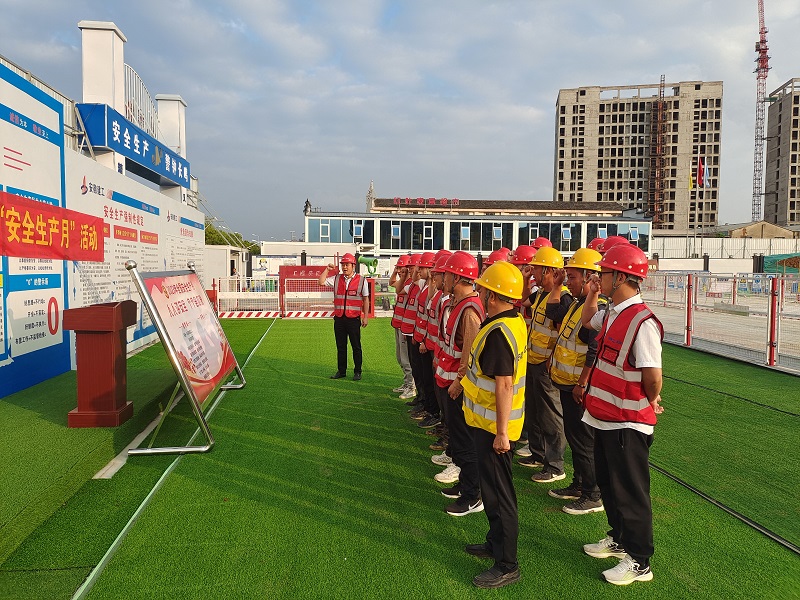 1685614264120488.jpg 9CED635FAADFA13BDDC45DAF16E501E9.jpg