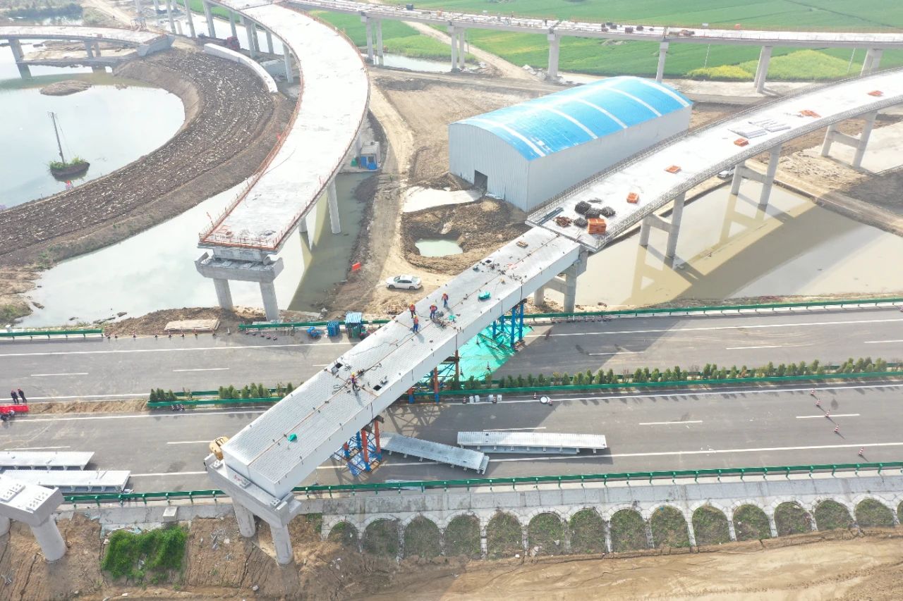 1713072411812723.jpg 14ee95c7458d2088369270e02d7fd904.jpg