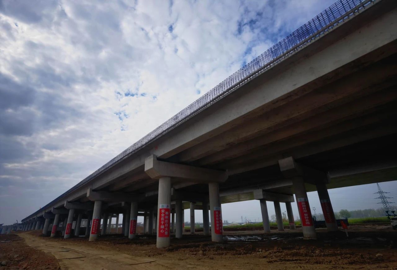 1713141011508674.jpg bc9d5cda698c1a3256a02bb105f507d6.jpg