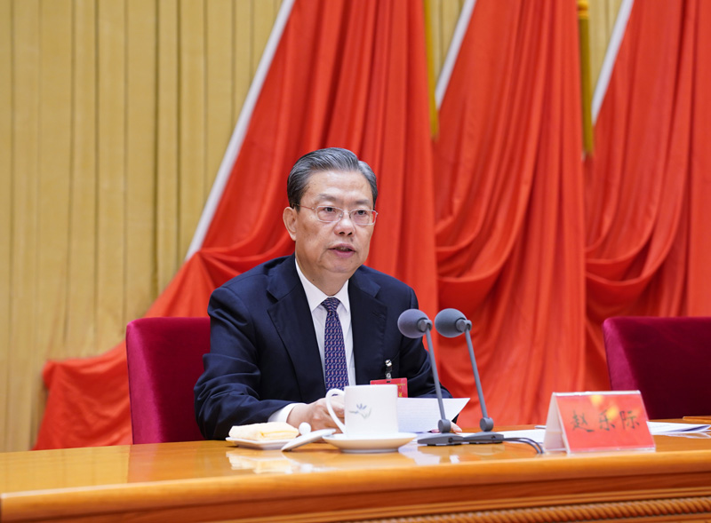 1月22日，中國共產(chǎn)黨第十九屆中央紀律檢查委員會(huì )第五次全體會(huì )議在北京開(kāi)幕。中共中央政治局常委、中央紀律檢查委員會(huì )書(shū)記趙樂(lè )際代表中央紀律檢查委員會(huì )常務(wù)委員會(huì )作題為《推動(dòng)新時(shí)代紀檢監察工作高質(zhì)量發(fā)展，以?xún)?yōu)異成績(jì)慶祝中國共產(chǎn)黨成立100周年》的工作報告。新華社記者 張領(lǐng) 攝