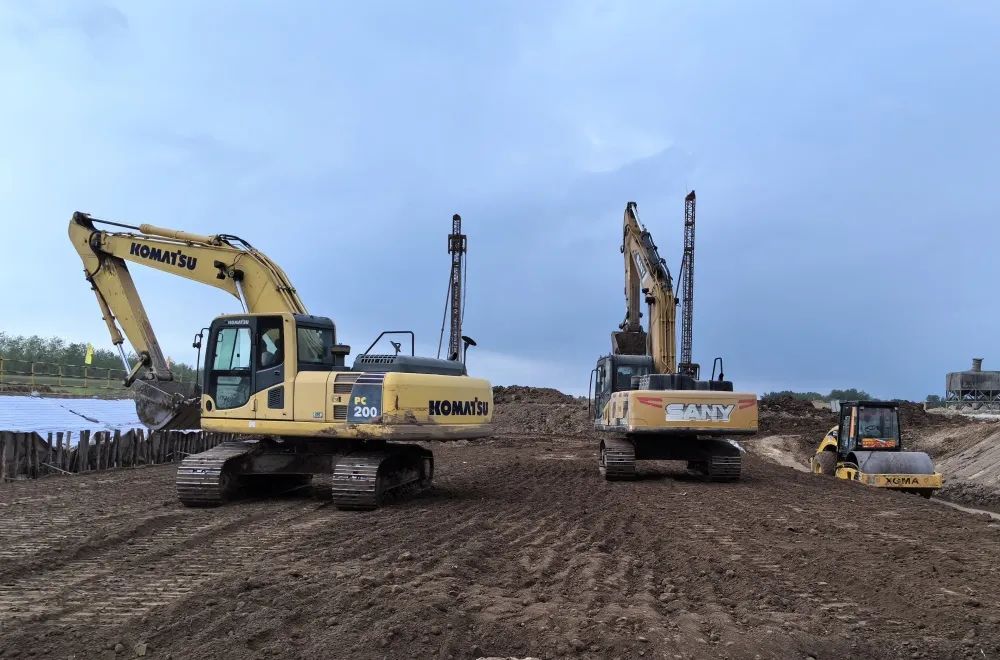 1718780384823782.jpg 640.jpg