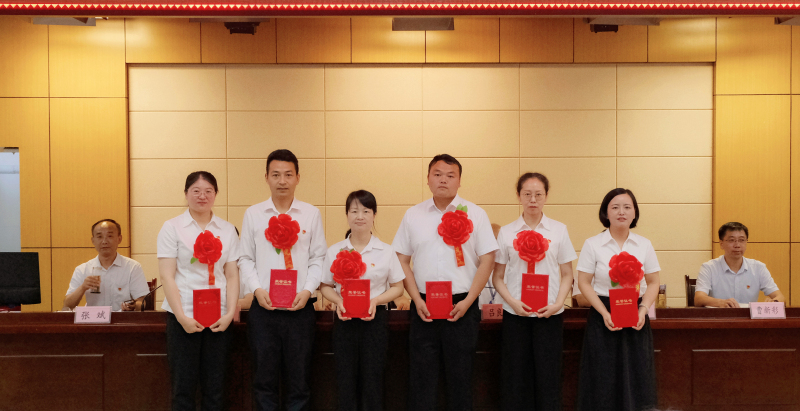 黨紀知識競賽獲獎選手.jpg