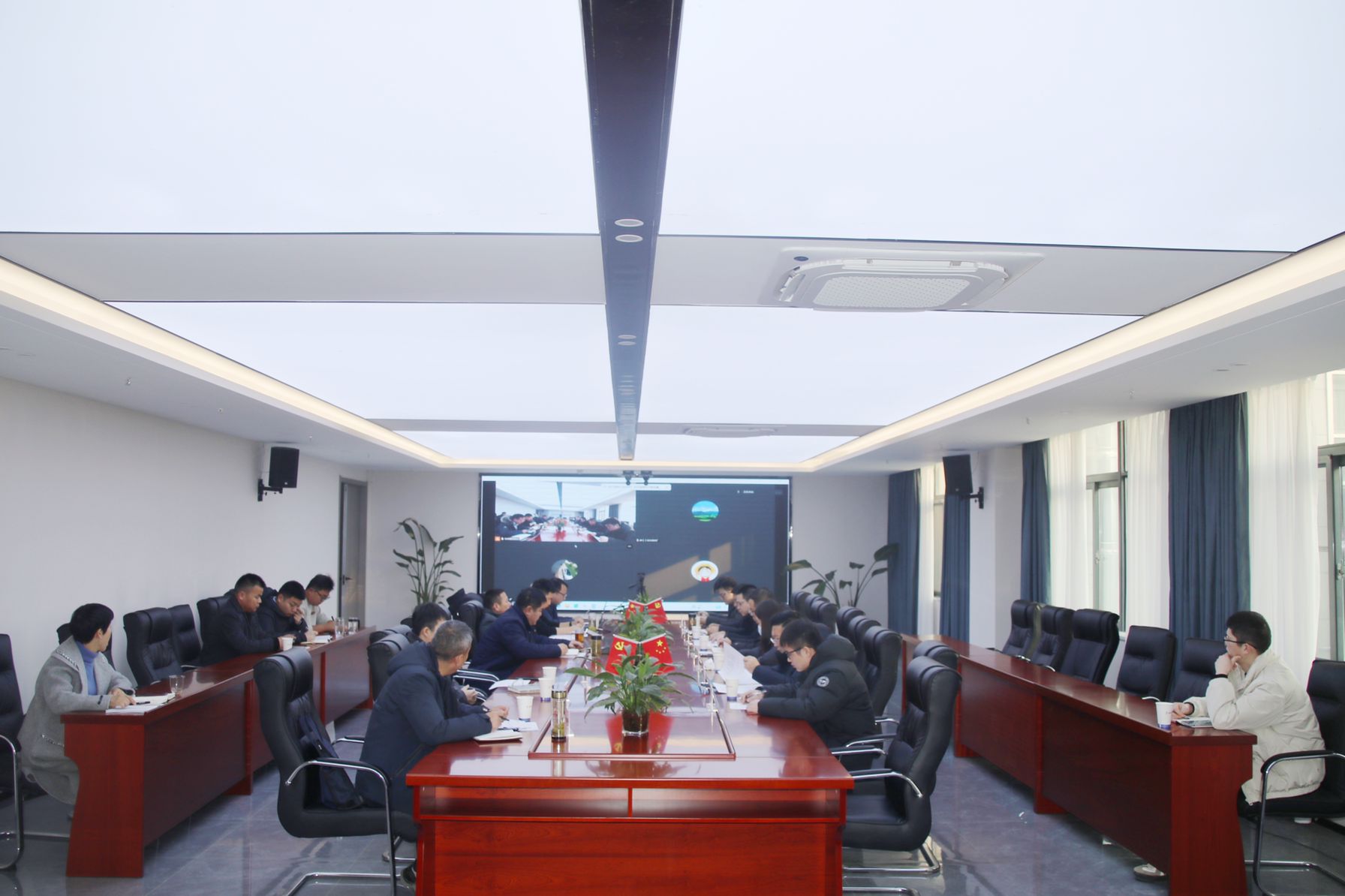 78e4ed103161dd10e311c3b1bb7eb6bf.jpg 78e4ed103161dd10e311c3b1bb7eb6bf.jpg