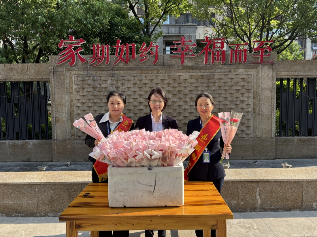 b07eb9e13b50c17416eb1c690bbce419.png b07eb9e13b50c17416eb1c690bbce419.png