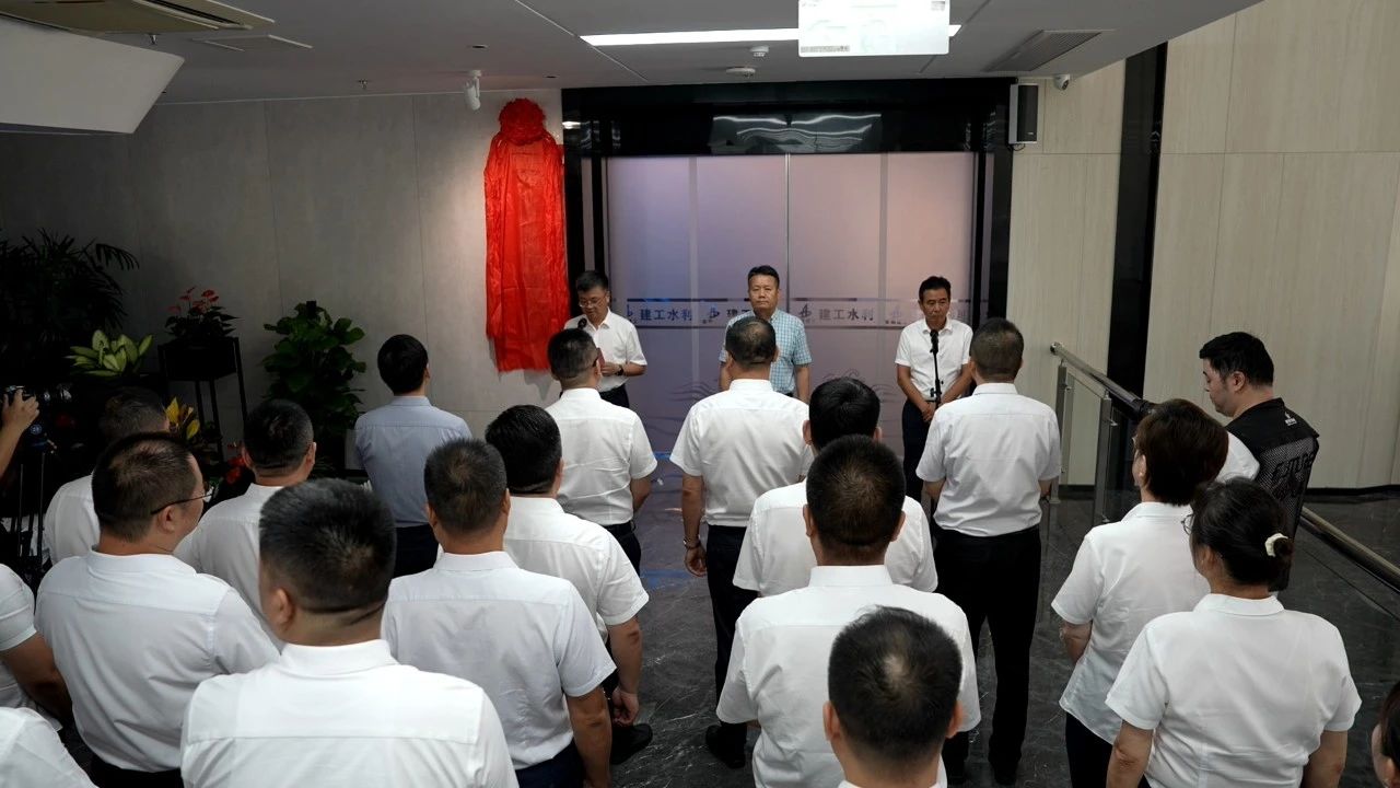 1755565974832191.jpg 1.jpg